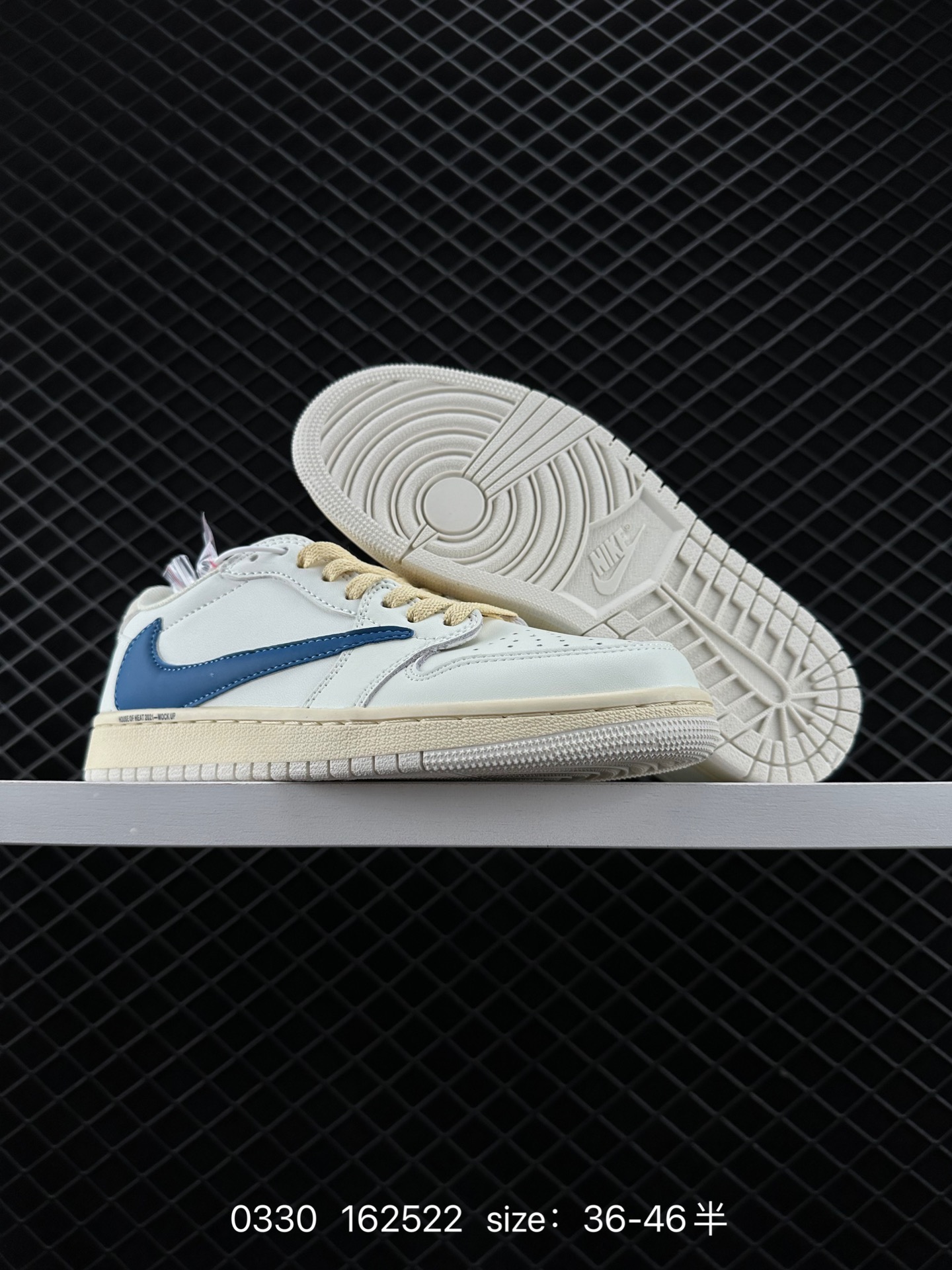 Travis Scott x Air Jordan 1 AJ1